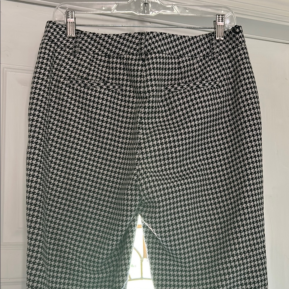 Jones New York Black and White Houndstooth Straight Leg Pants - Picture 9 of 12